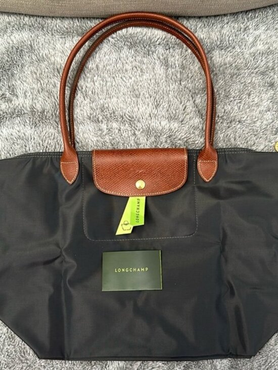 Longchamp Handbags - NWT Le Pliage Original Medium Handbag Black Longchamp Canvas Shoulder Tote M